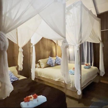 Hotel Mentawai Surf Camp Muarasiberut Zewnętrze zdjęcie